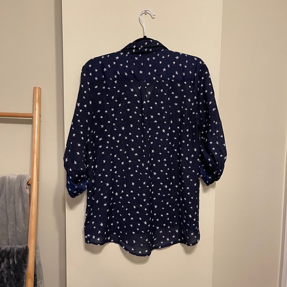 Larsen Gray Navy and White Star Button Down Blouse Size Medium - Picture 9 of 9